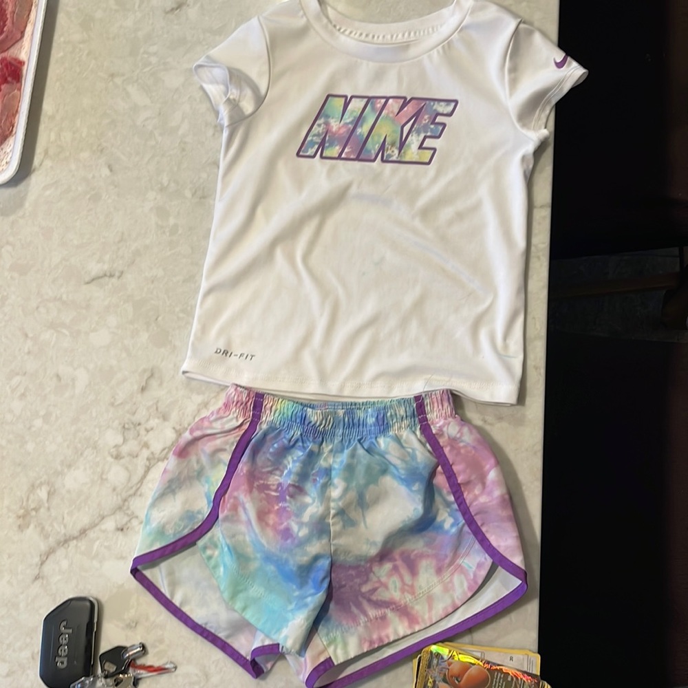 Nike tie dye, dri fit tee and shorts